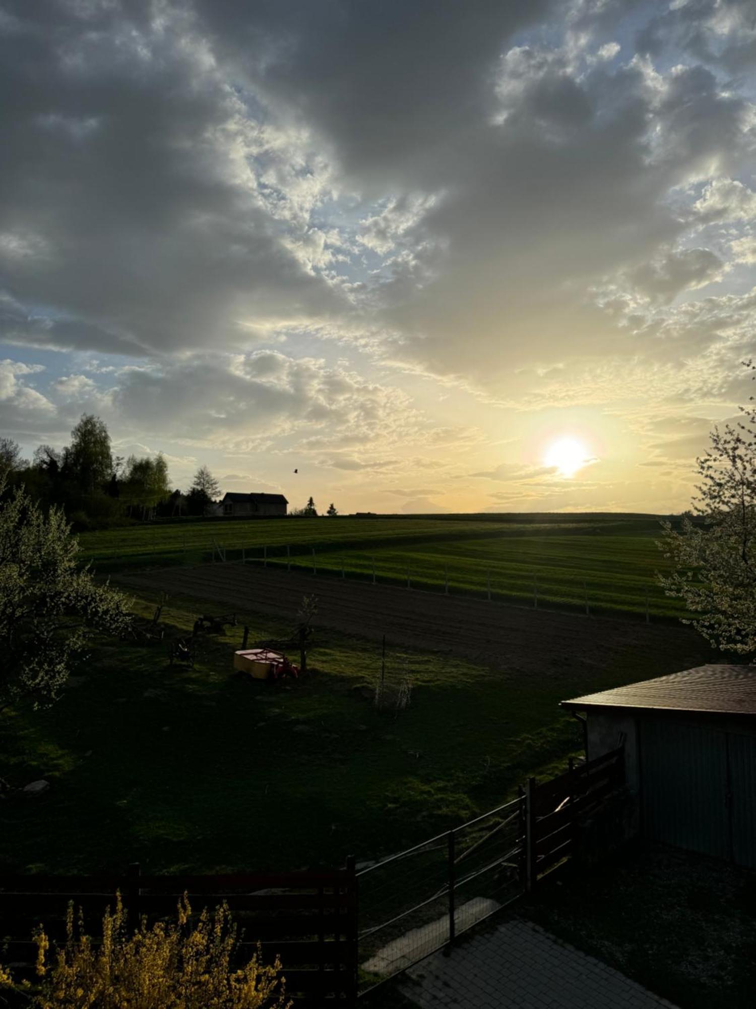 Agroturystyka U Babci Czchow ภายนอก รูปภาพ